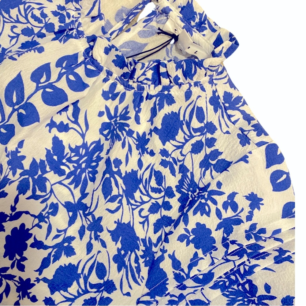 THML Casual lightweight top. - Picture 3 of 3